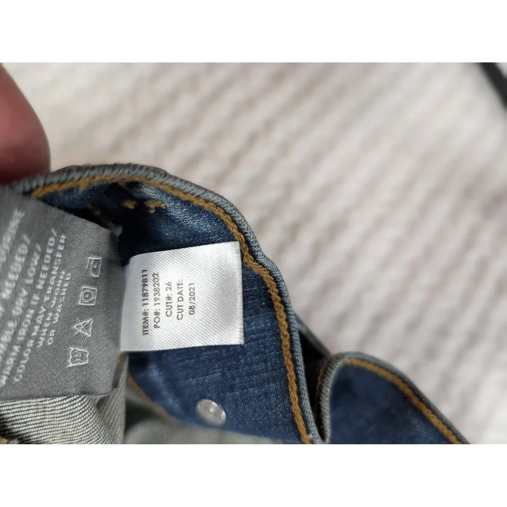 Torrid‎ Blue Denim Trucker Jacket Medium Wash Stretch Plus Size 2 Plus size
